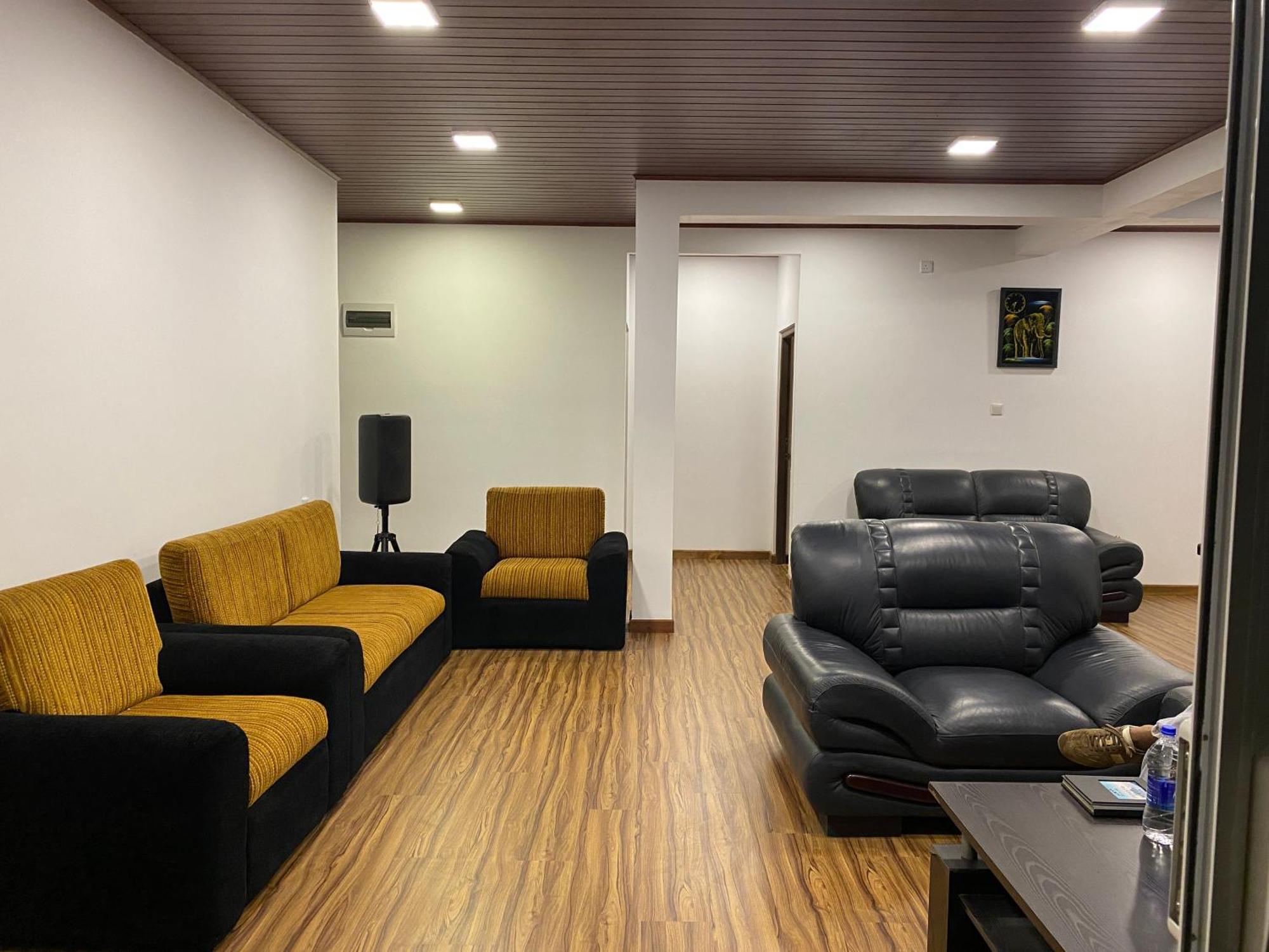 Promax Villa Нувара-Элия Экстерьер фото