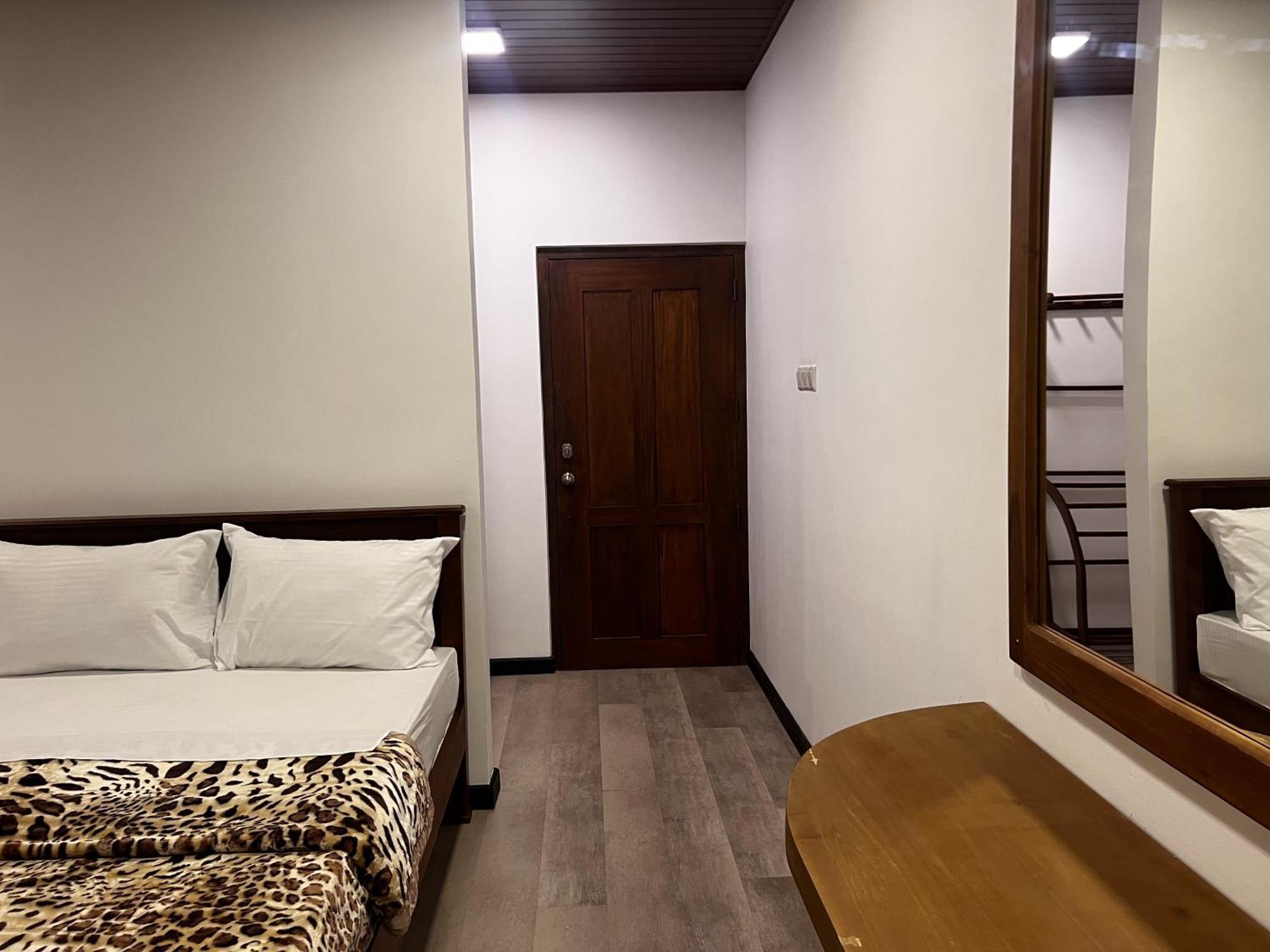 Promax Villa Нувара-Элия Экстерьер фото
