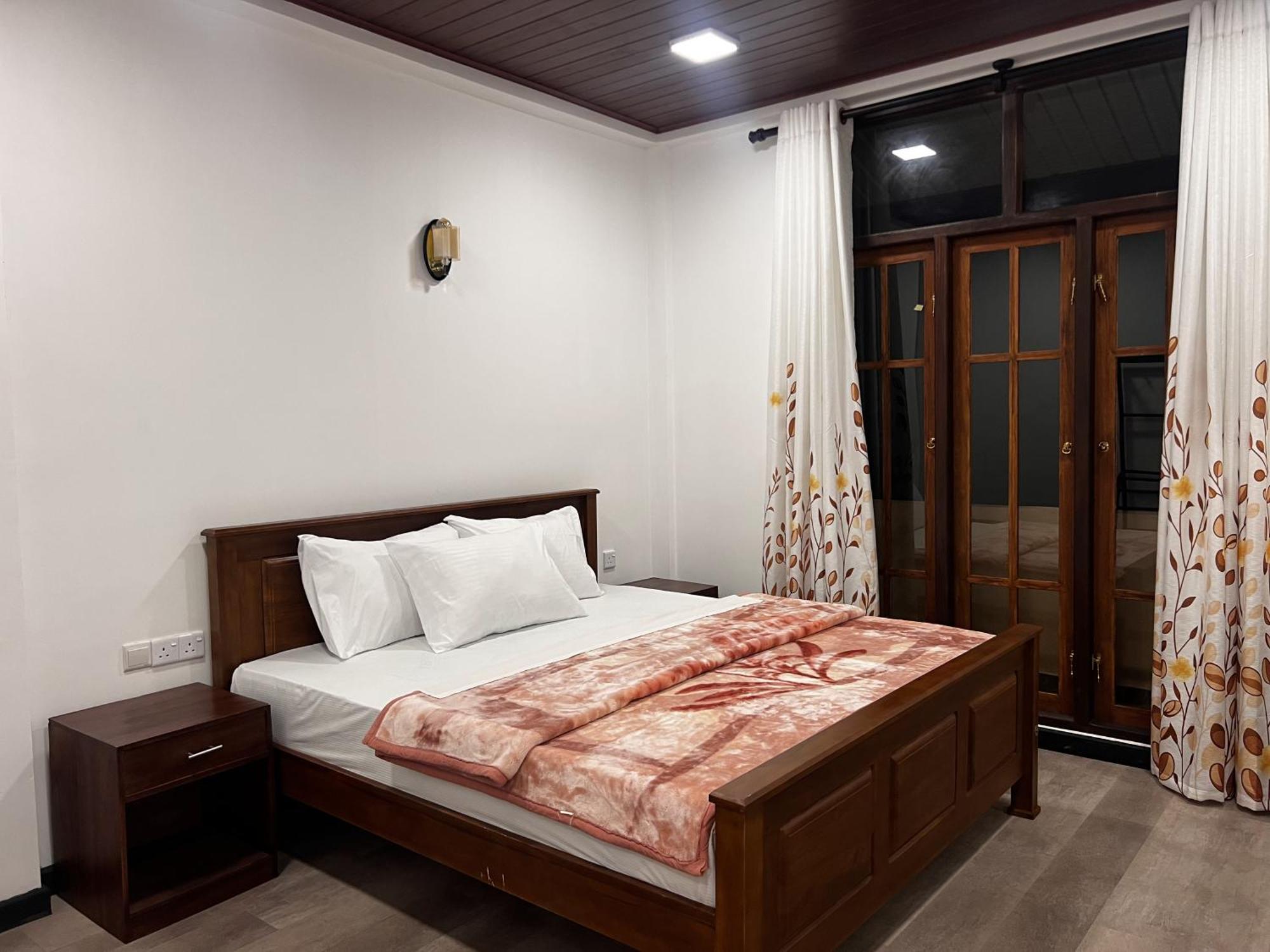 Promax Villa Нувара-Элия Экстерьер фото