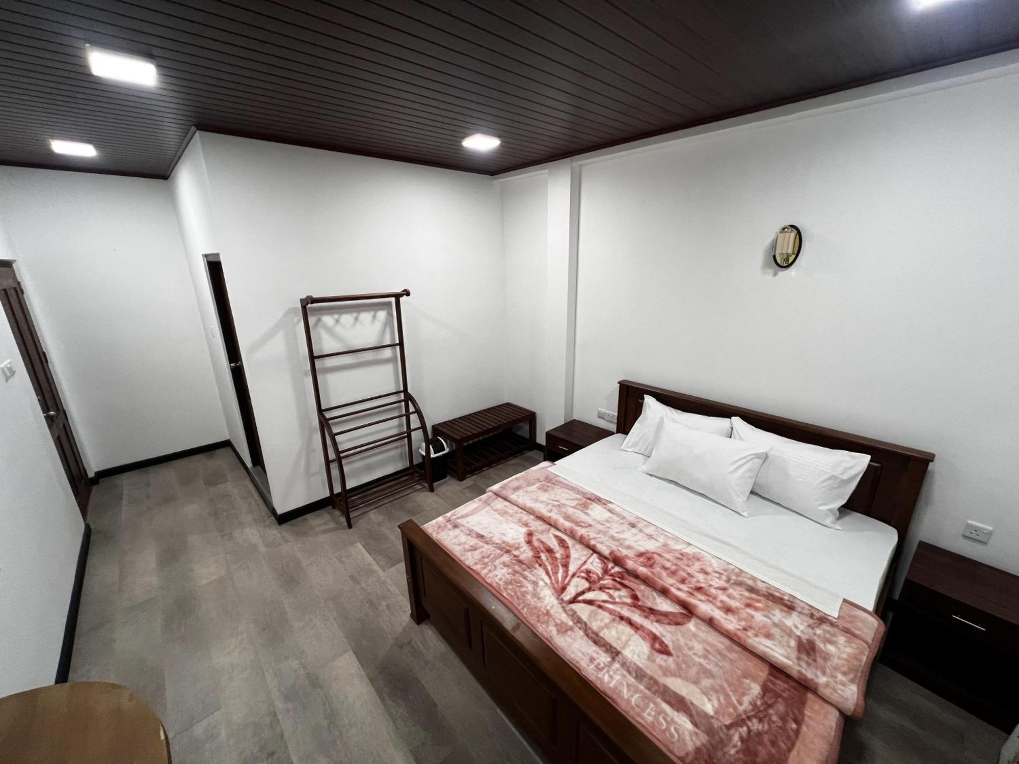 Promax Villa Нувара-Элия Экстерьер фото