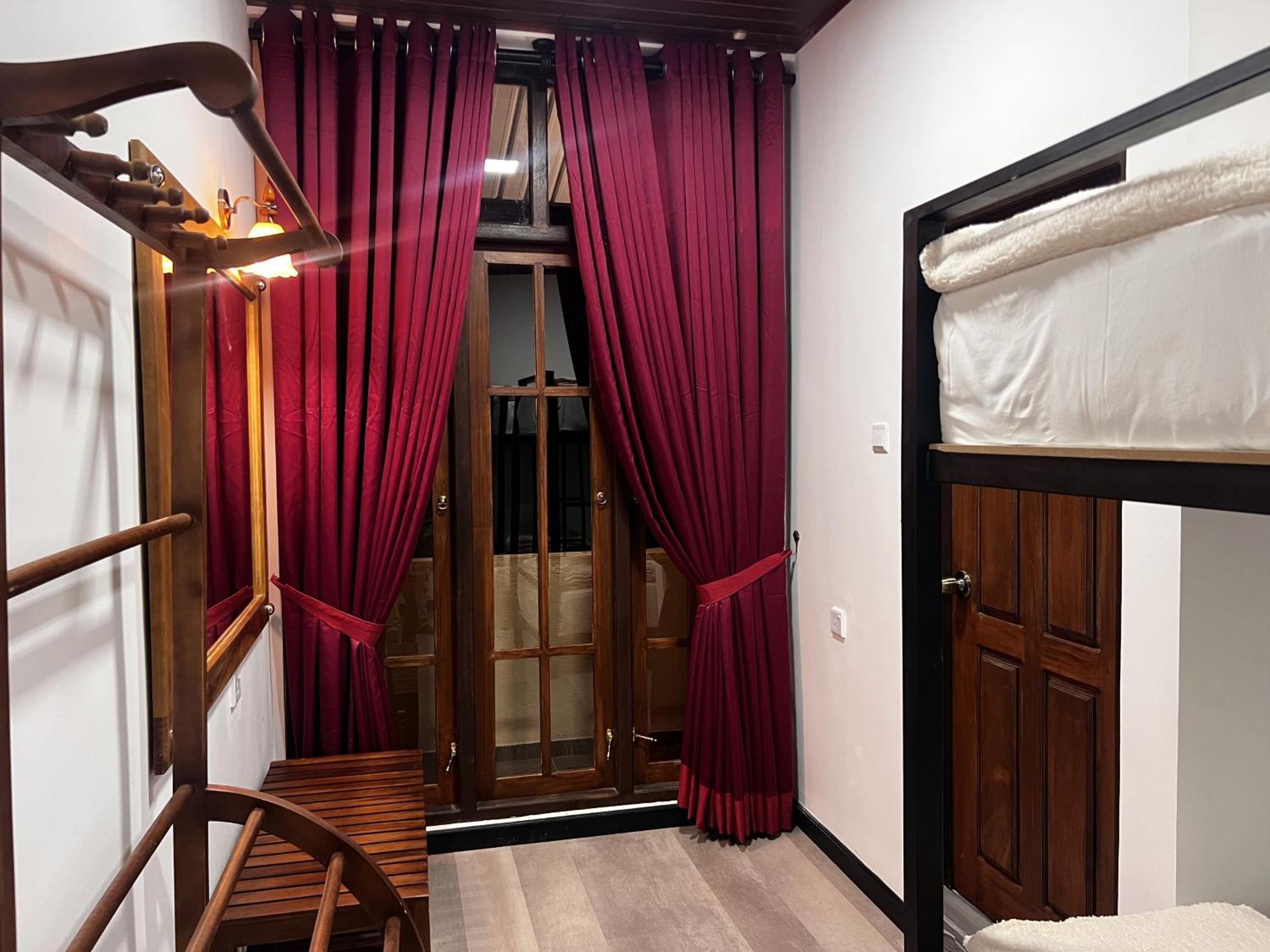 Promax Villa Нувара-Элия Экстерьер фото